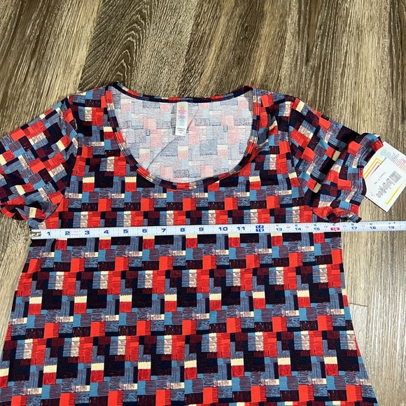 NWT Lularoe Classic T Red/Blue Shirt, Sz:XS - Picture 3 of 4